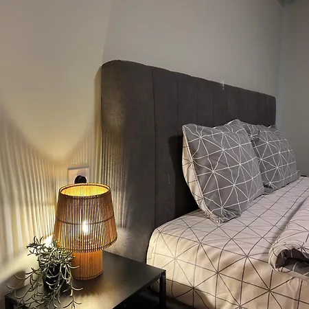 Daire Urban Hive - Designer In Lozenets *